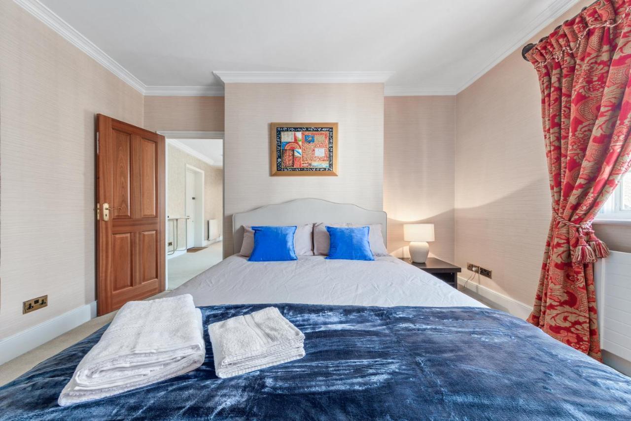 The Mayfair Large Snug Londra Esterno foto